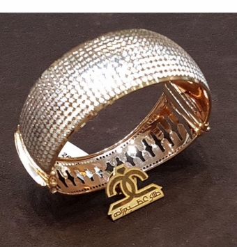 دستبند پهن طلا مدل اترو